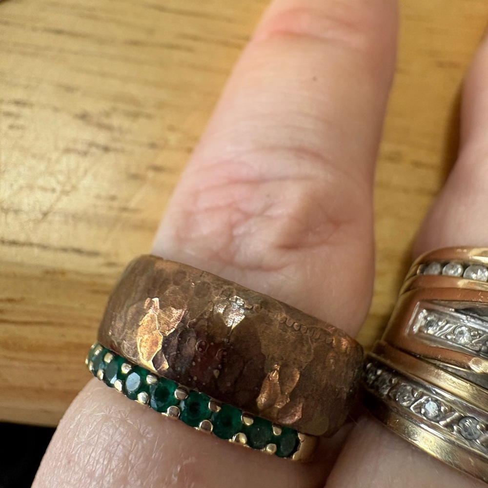 R32 Hammered Copper Band